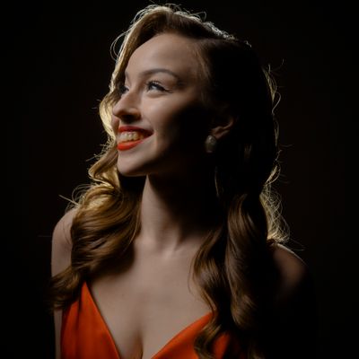 На большой сцене